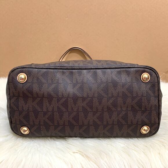 MICHAEL KORS Large Brown Pebbled Logo JET SET TRAVEL Pocket Tote - Picture 14 of 16